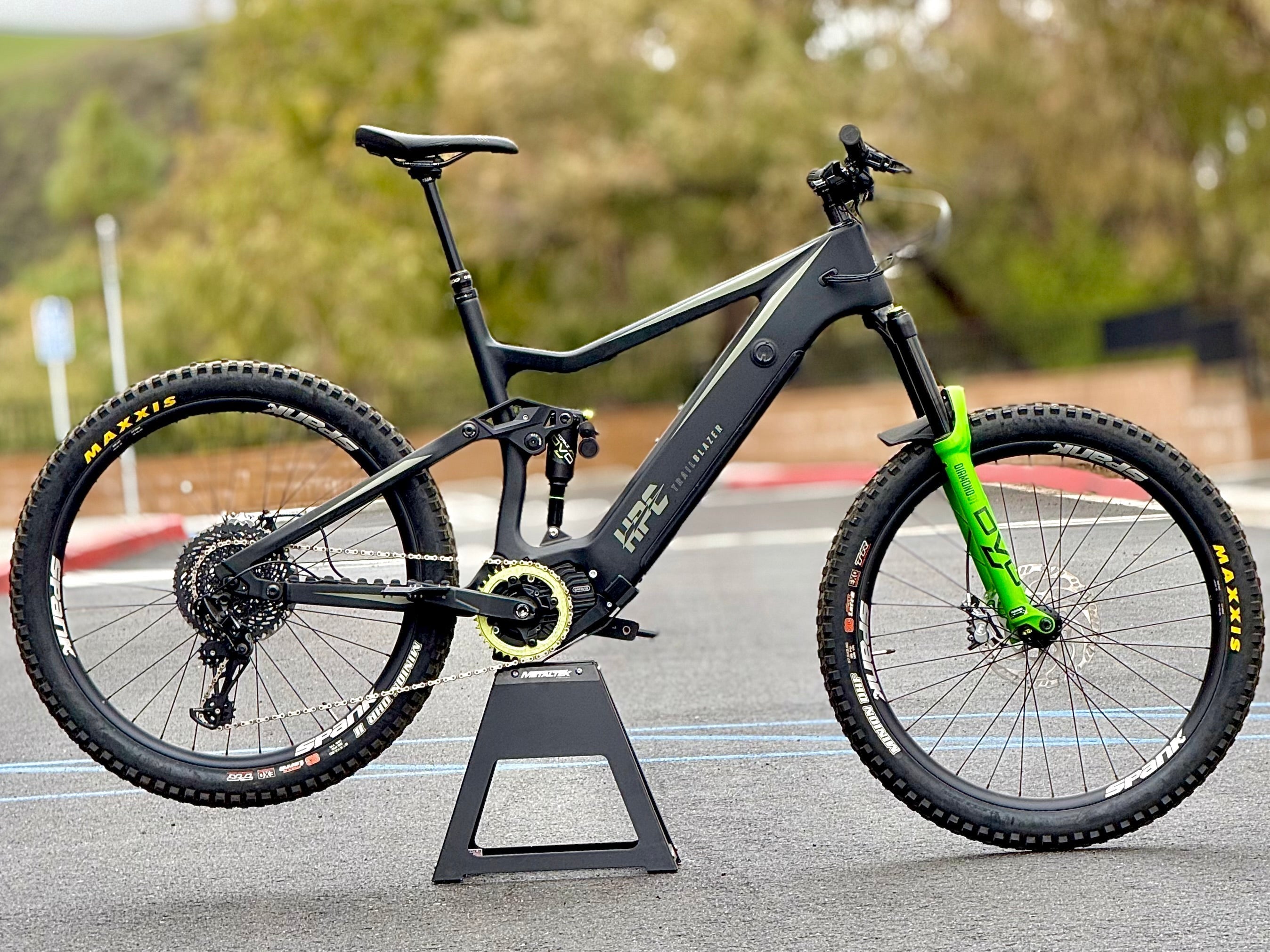 black trailblazer pro on moto stand