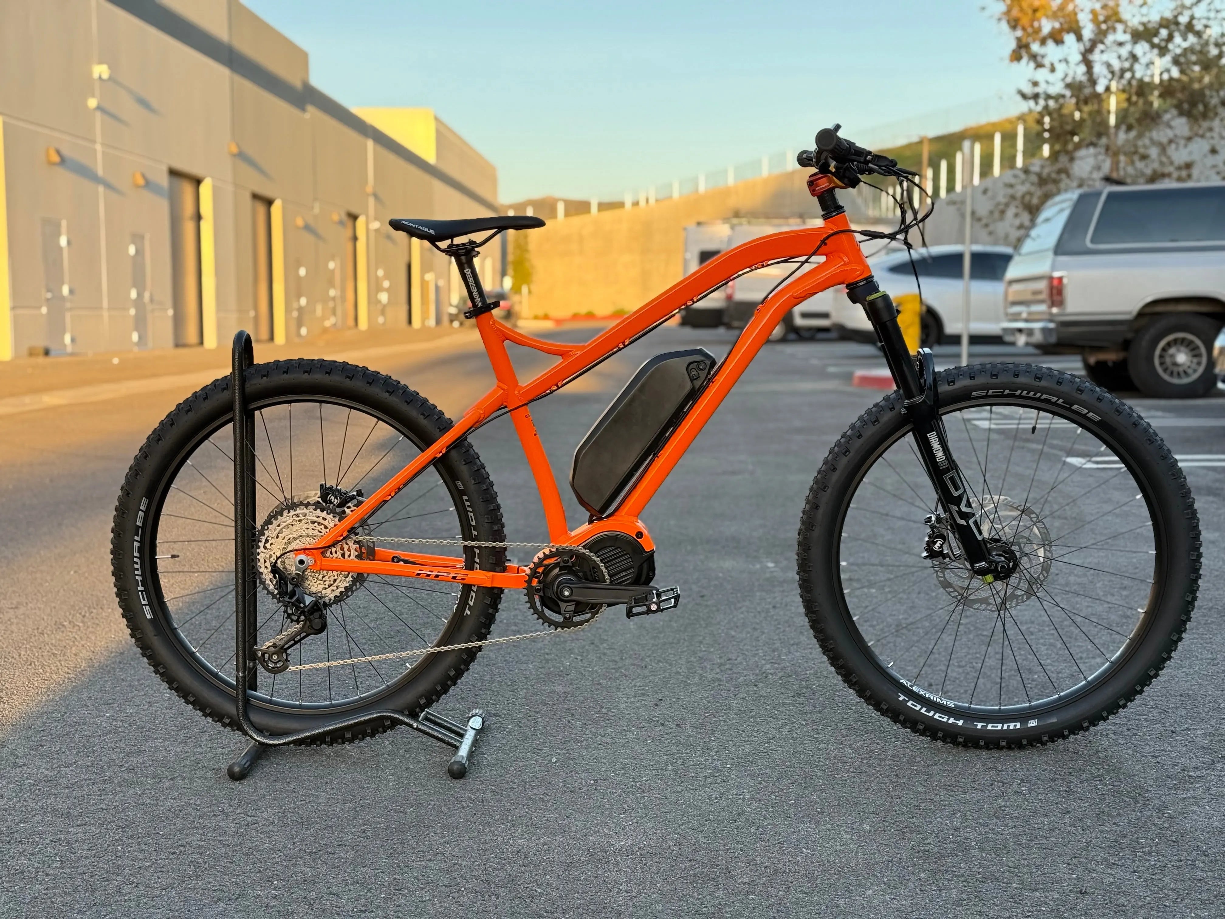 Doorbuster: 2000W Scout (tons of upgrades!) Hi Power Cycles