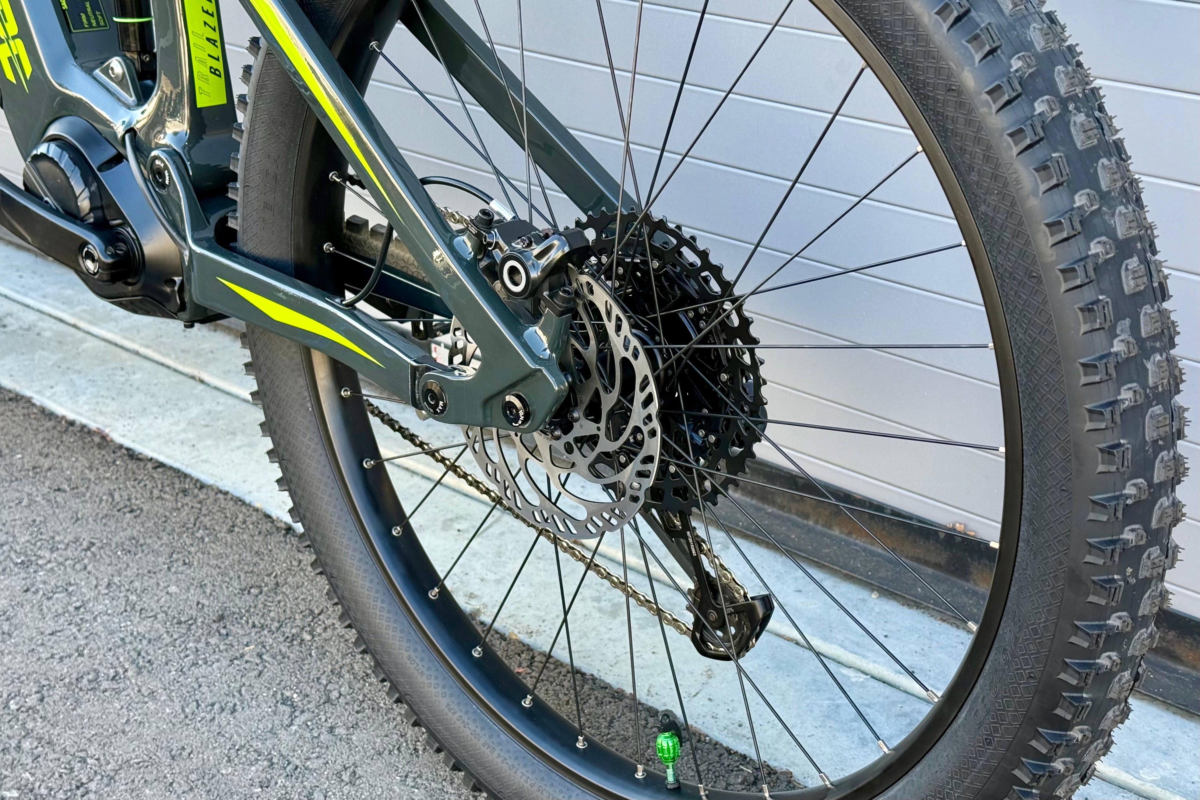 DEMO: 2000W Trailblazer + Upgrades (ONLY 30 Miles!) Hi Power Cycles