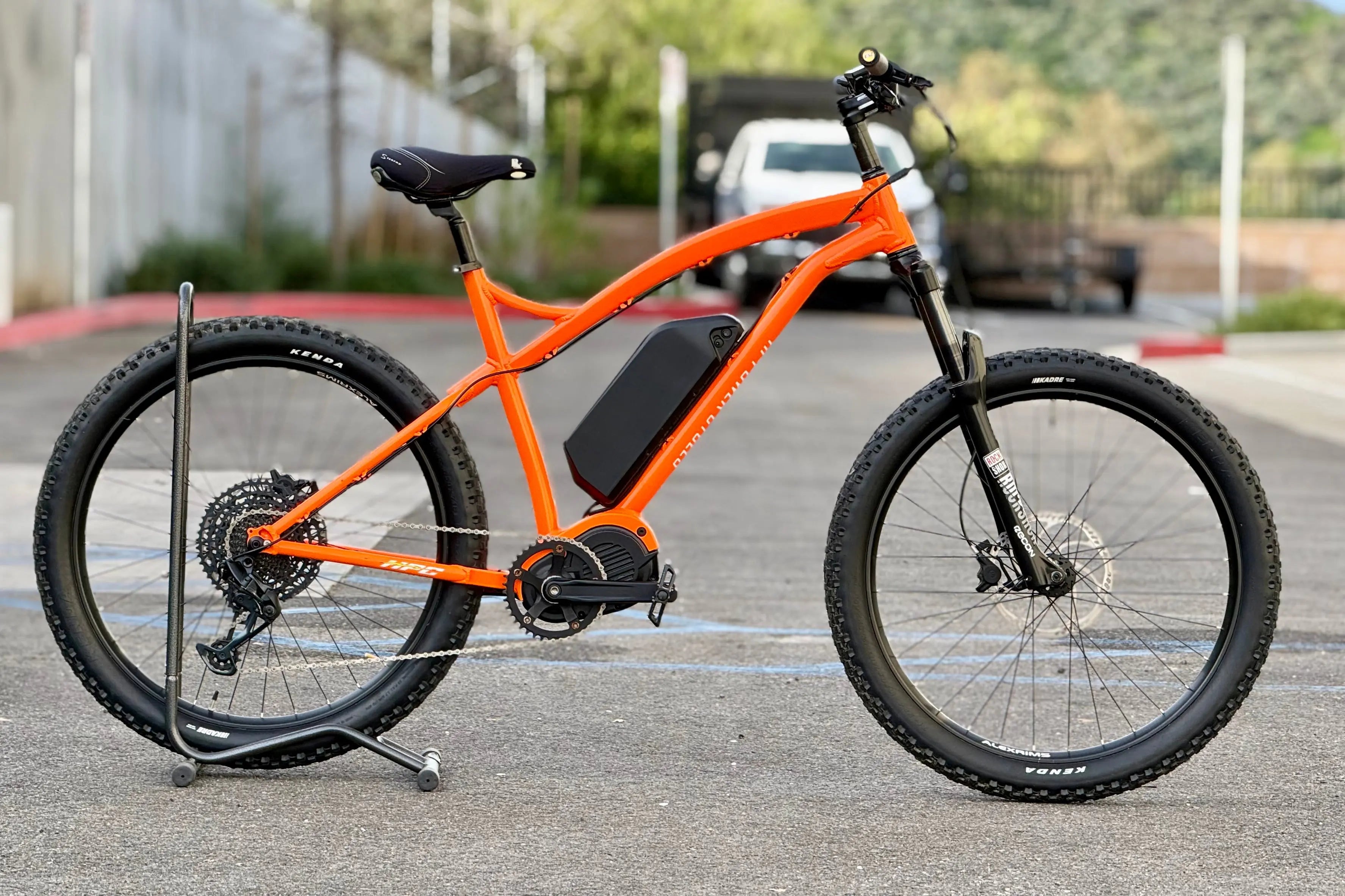DEMO: 2000W Scout High Performance E-Bike (w/ Tons of Upgrades!) Hi Power Cycles