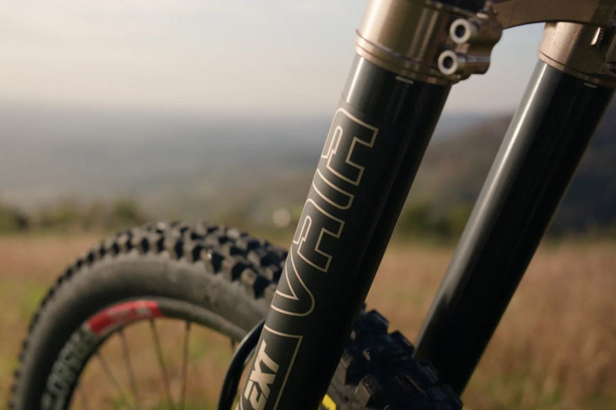 Ext Inverted Fork EXT Vaia Inverted Downhill Fork (170mm to 200mm Travel) - Hi Power – Hi ...